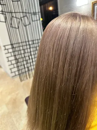 カラー 佐々木 恵のヘアスタイル