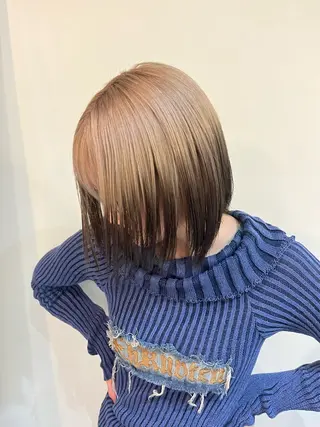 ミディアム カラー 韓国ボブ/ハッシュ カットKIRAのヘアスタイル
