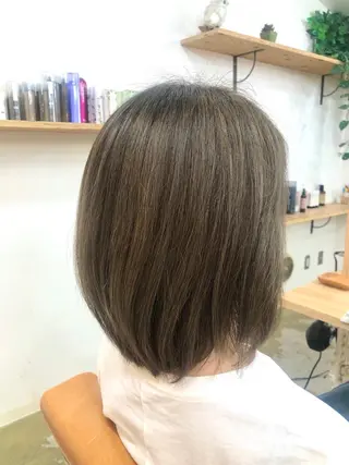 ミディアム カラー 似合わせスタイル🪮 🌿まなべさとみ🌿のヘアスタイル