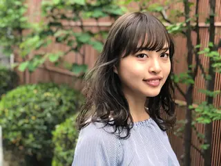 セミロング カラー 及川 祐輔のヘアスタイル