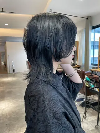 カラー yuu /N° 大分中央町店のヘアスタイル