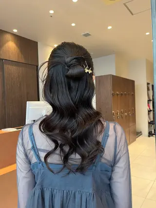 ロング ルナ｜縮毛矯正 ×デザインカラー🥝のヘアスタイル