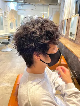 パーマ メンズ ミルクティー× グレージュMOMOのヘアスタイル