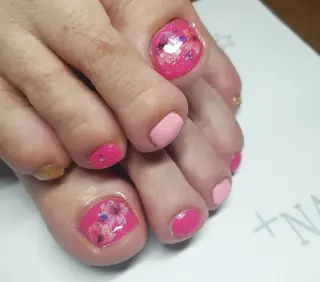 ショート Risus NAILのネイルデザイン