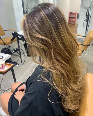 ロング boutique misakiのヘアスタイル