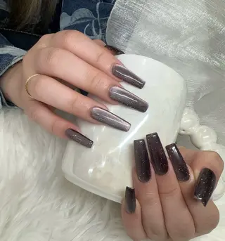 ネイル &ME ネイルサロンのネイルデザイン