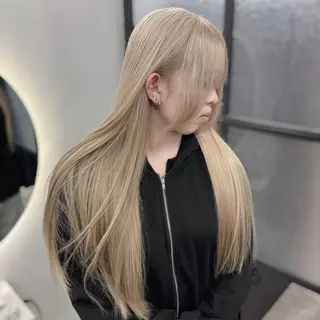 ロング カラー Ren. 🦋デザインカラーのヘアスタイル