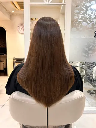 ロング 生活が楽になる縮毛/ ブリーチなしレッドのヘアスタイル