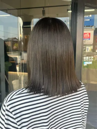 ミディアム alu yuinaのヘアスタイル