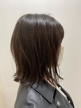 ミディアム ヨシダ ジュンのヘアスタイル