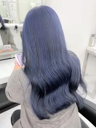 セミロング 🤍ハイトーン寒色 🤍MADOKAのヘアスタイル