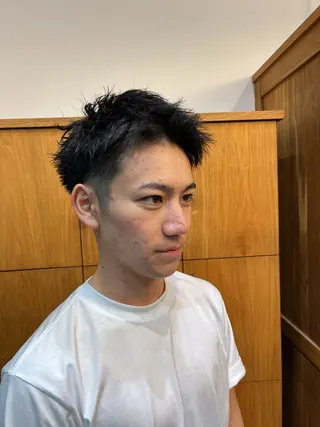 メンズ 岡野 豪のヘアスタイル