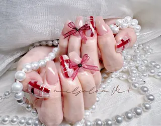 ネイル ✨Nailsalon Vi+✨のネイルデザイン