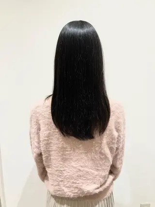 ロング 折本 沙織のヘアスタイル