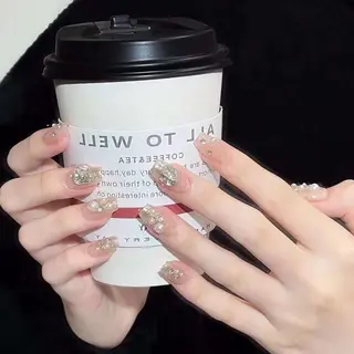 ネイル VIVIAN リサのネイルデザイン