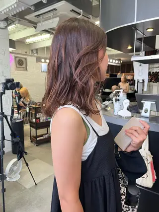 ミディアム カラー eri kinjoのヘアスタイル