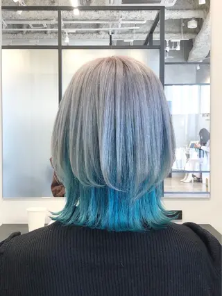 ショート カラー ヘアアレンジ ｲﾝﾅｰｶﾗｰ屋さん 🫧伊藤拓実のヘアスタイル
