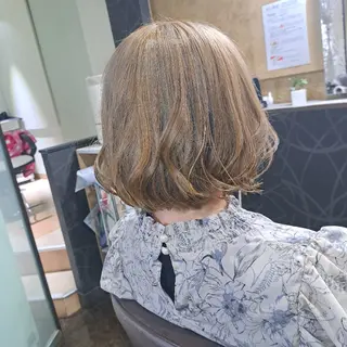 ショート カラー 中村  美暁のヘアスタイル