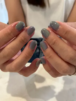 ネイル Salondevi2 isanaのネイルデザイン