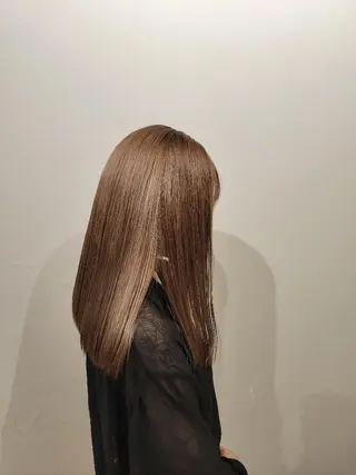 セミロング カラー 透明感🫧艶カラー✨ レイヤー✂渡辺祐輔のヘアスタイル