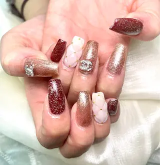 ネイル アヤメネイル 最新チップスカルプのネイルデザイン