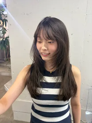 ロング ハッシュカット🎀 レイヤーカットのヘアスタイル