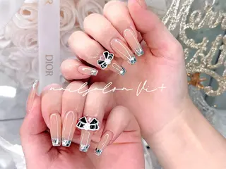 ネイル ✨Nailsalon Vi+✨のネイルデザイン