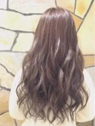 カラー ロング Alushe艶髪・ 髪質改善のヘアスタイル