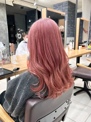 ロング カラー 🩵さき🤍 可愛いを叶える美容師のヘアスタイル
