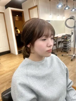 ミディアム カラー パーマ ヘアアレンジ メンズ キッズ レイヤーカット／顔周 りカット/縮毛矯正のヘアスタイル