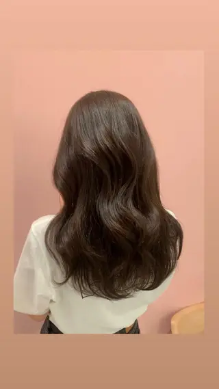 ロング カラー ヘアアレンジ 内田 志乃のヘアスタイル