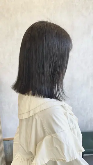 ミディアム 藤田 沙織のヘアスタイル