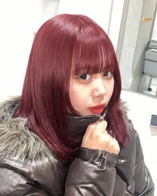 ミディアム カラー 野村 希汐のヘアスタイル