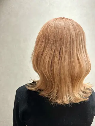 セミロング ✂️秋葉原 🤍YURI🤍のヘアスタイル