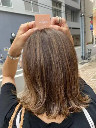 ショート カラー 中尾 綺のヘアスタイル