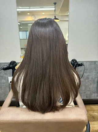 セミロング カラー reeed konnoのヘアスタイル