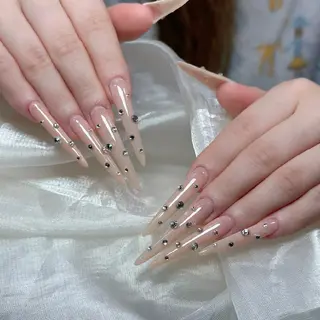 ネイル フィルイン・深爪矯正 長さ出し・リラク

のネイルデザイン