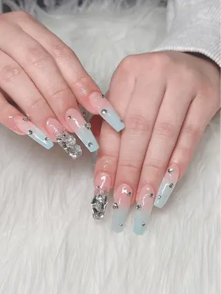 ネイル nail&eye Ariesのネイルデザイン