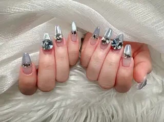 ネイル ENsalon AKIRAのネイルデザイン