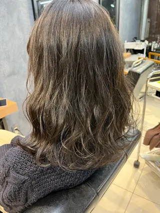 セミロング カラー キッズ マツエク・マツパ アイブロウ 透明感カラー🤎 ゆりのヘアスタイル