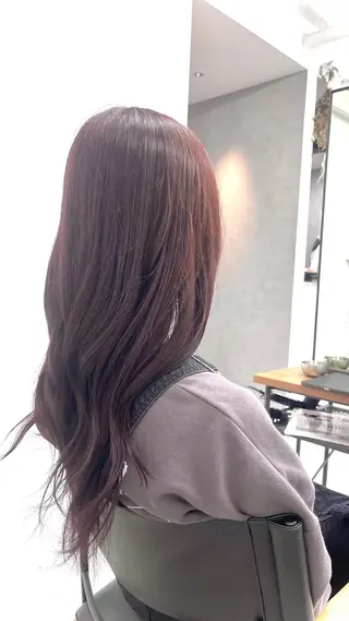 ロング カラー Telasu/ wakabaのヘアスタイル