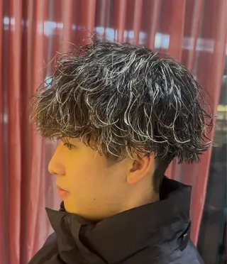 ショート カラー パーマ メンズ 原田 尚満 メンズヘア特化のヘアスタイル