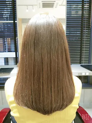 セミロング newi WASHIOのヘアスタイル