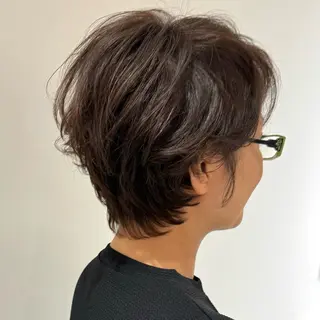 ショート パーマ ひなた あゆみのヘアスタイル