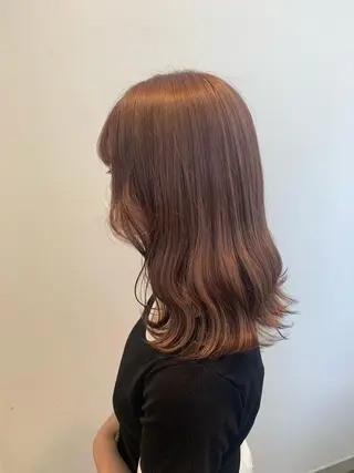 ミディアム カラー 長山 茉白のヘアスタイル