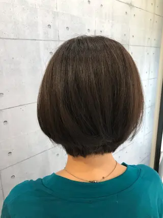 ショート 金沢 広美のヘアスタイル