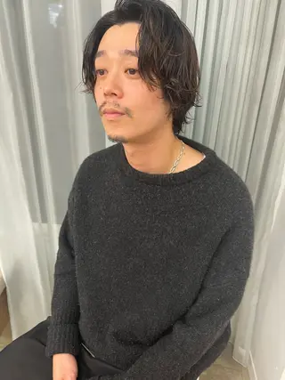 ショート パーマ メンズ 💓パーマ，💗 レイヤーカットのヘアスタイル
