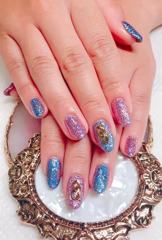 ネイル CROWN プライベートサロンのネイルデザイン