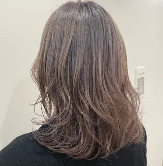 ミディアム カラー マンツーマン女性 美容師 奏のヘアスタイル