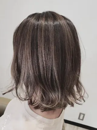 ミディアム カラー ma cherie naoのヘアスタイル